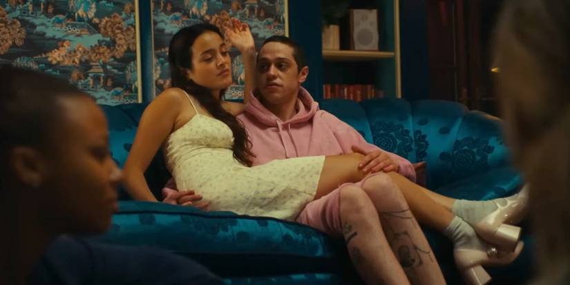 pete davidson bodies bodies bodies Cropped