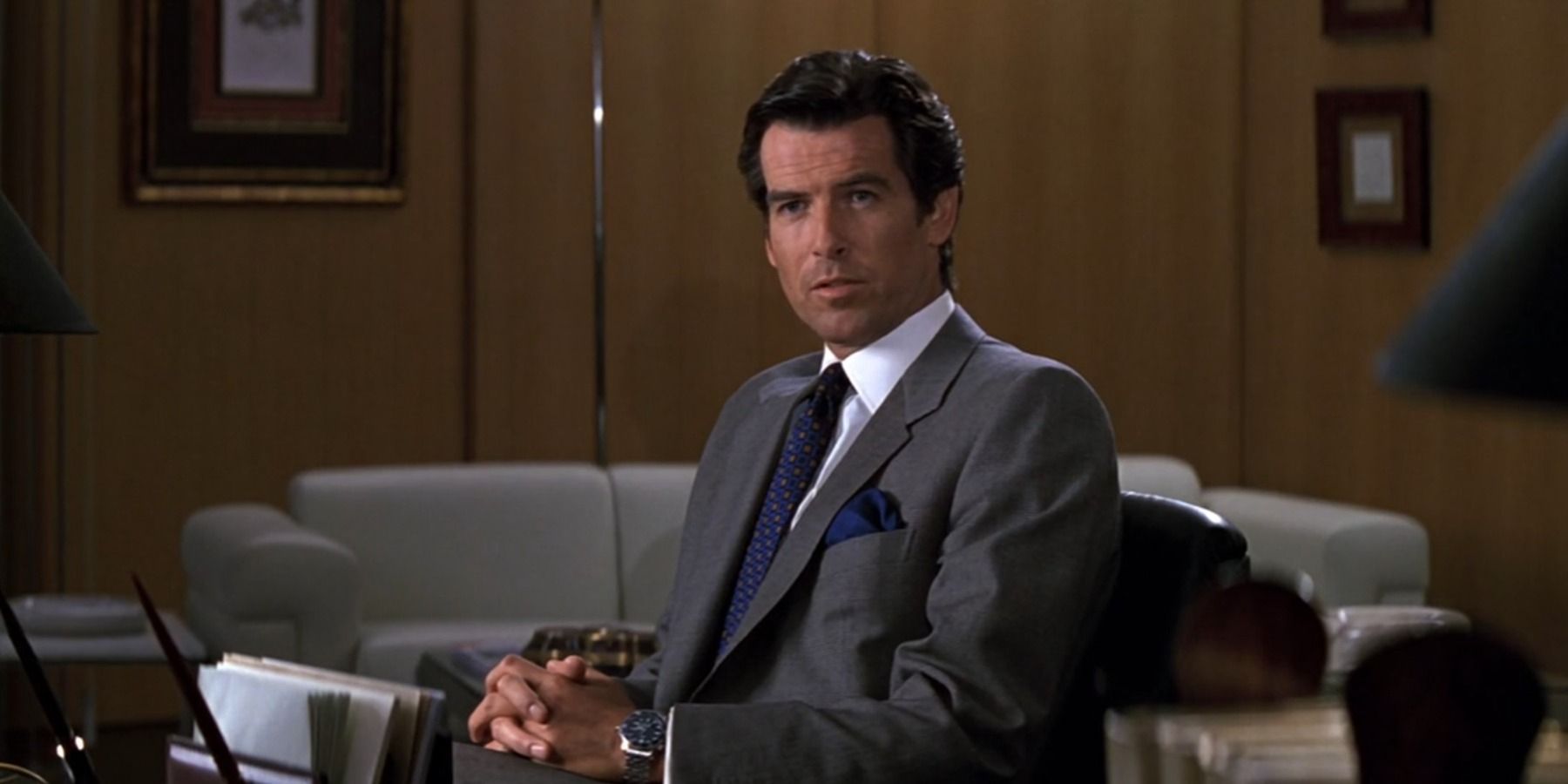 Pierce Brosnan as James Bond in M's office