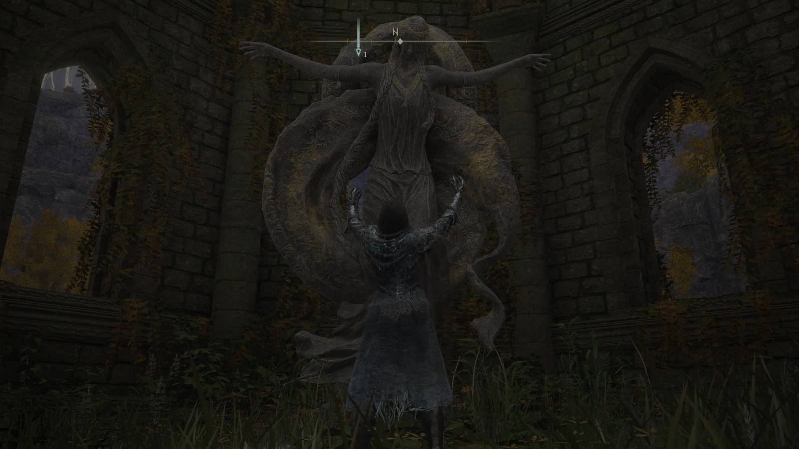 Tarnished in front of Marika statue.