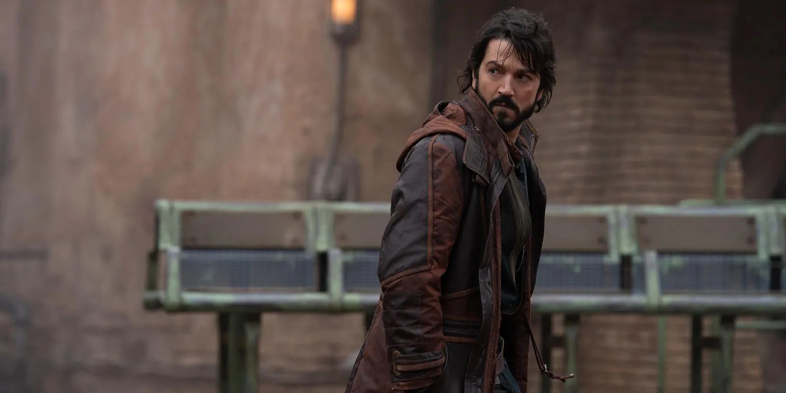 Diego Luna looks back in Andor