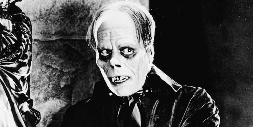 Lon Chaney as the Phantom Of The Opera