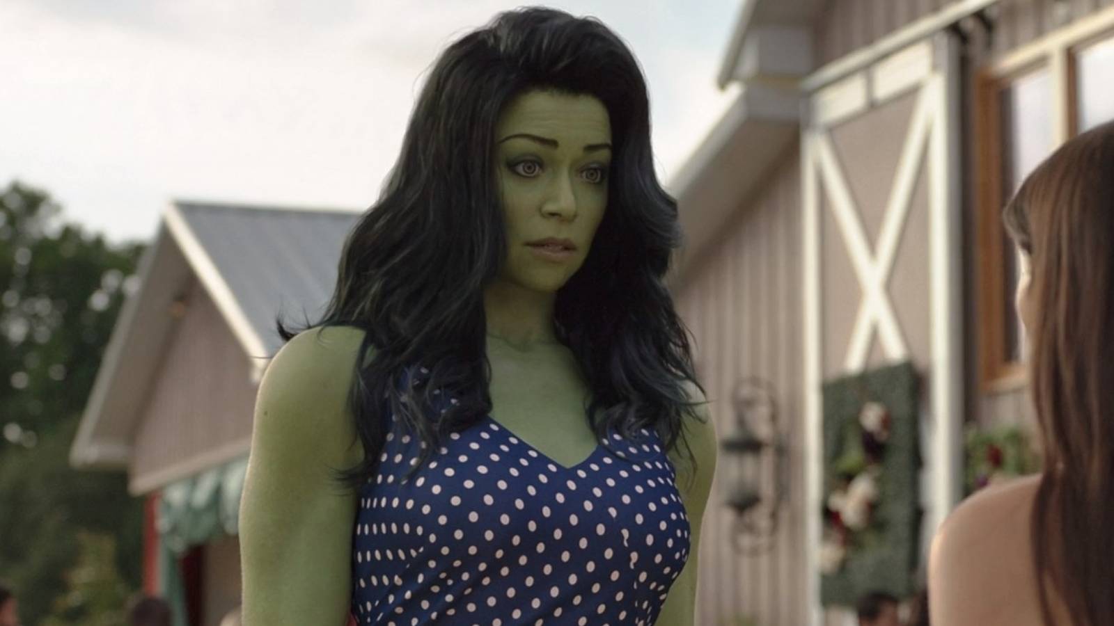Jen at a wedding in She-Hulk form in She-Hulk episode 6
