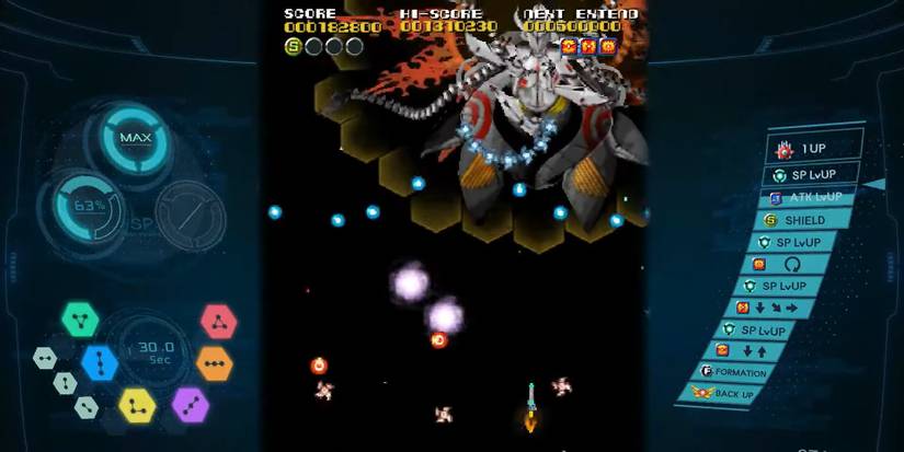 A player fighting Mandler in Sol Cresta