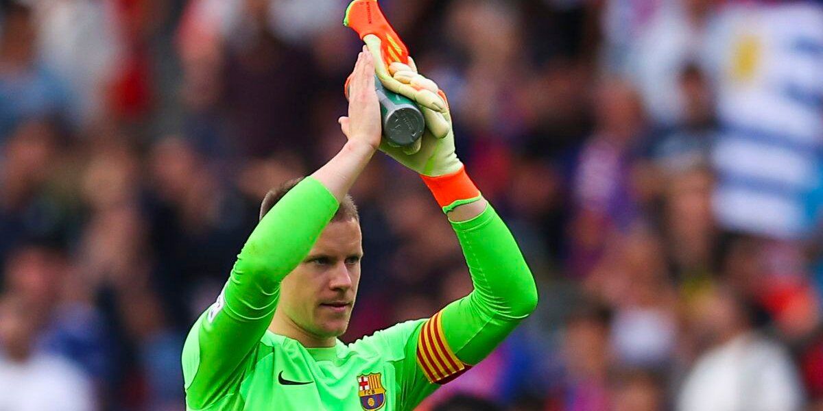 Ter Stegen in a Barcelona shirt