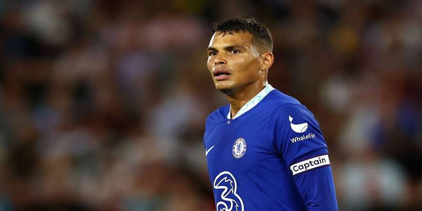 Thiago Silva with captain's armband