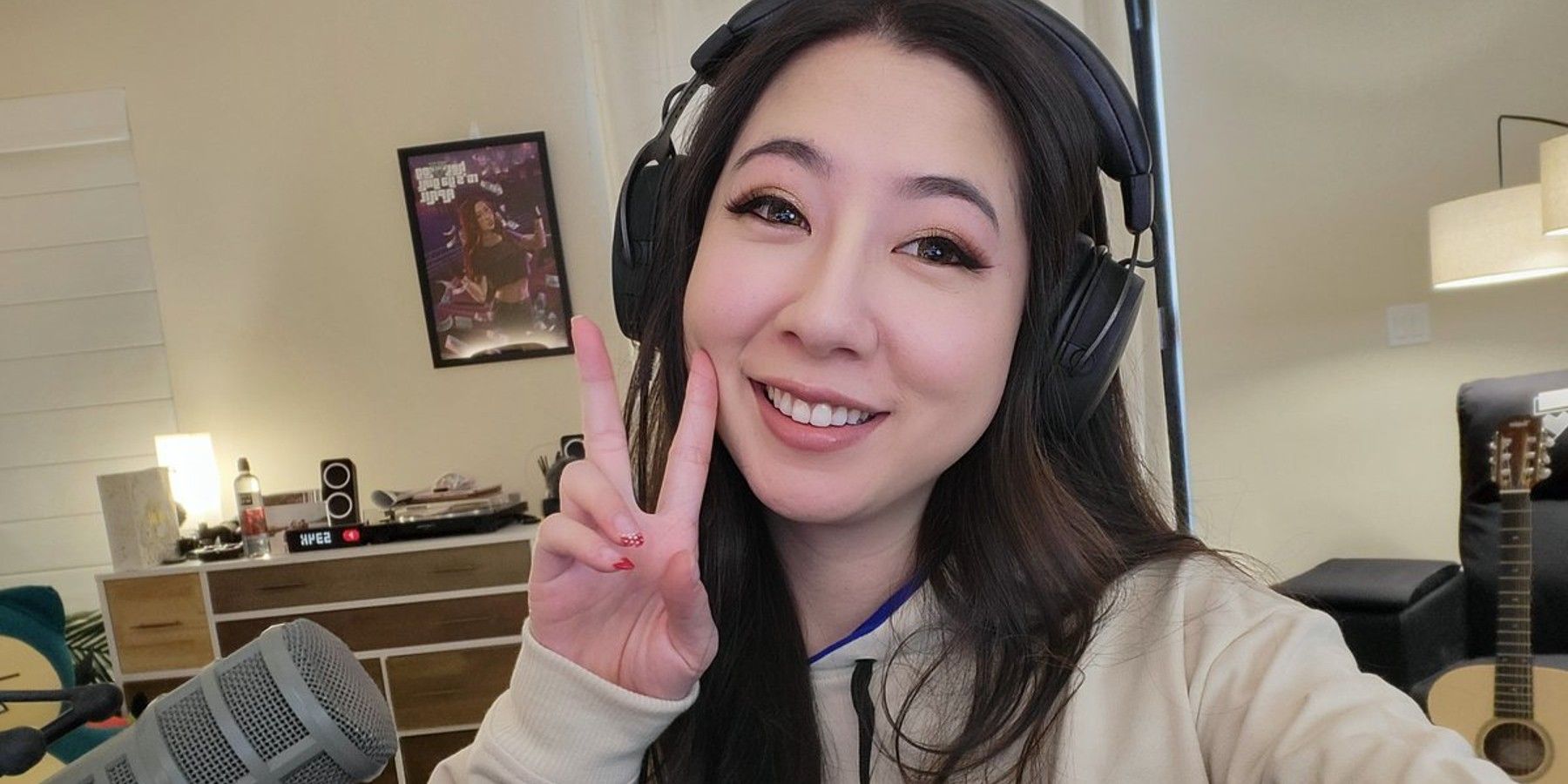 Twitch Streamer Fuslie May Be Moving to YouTube