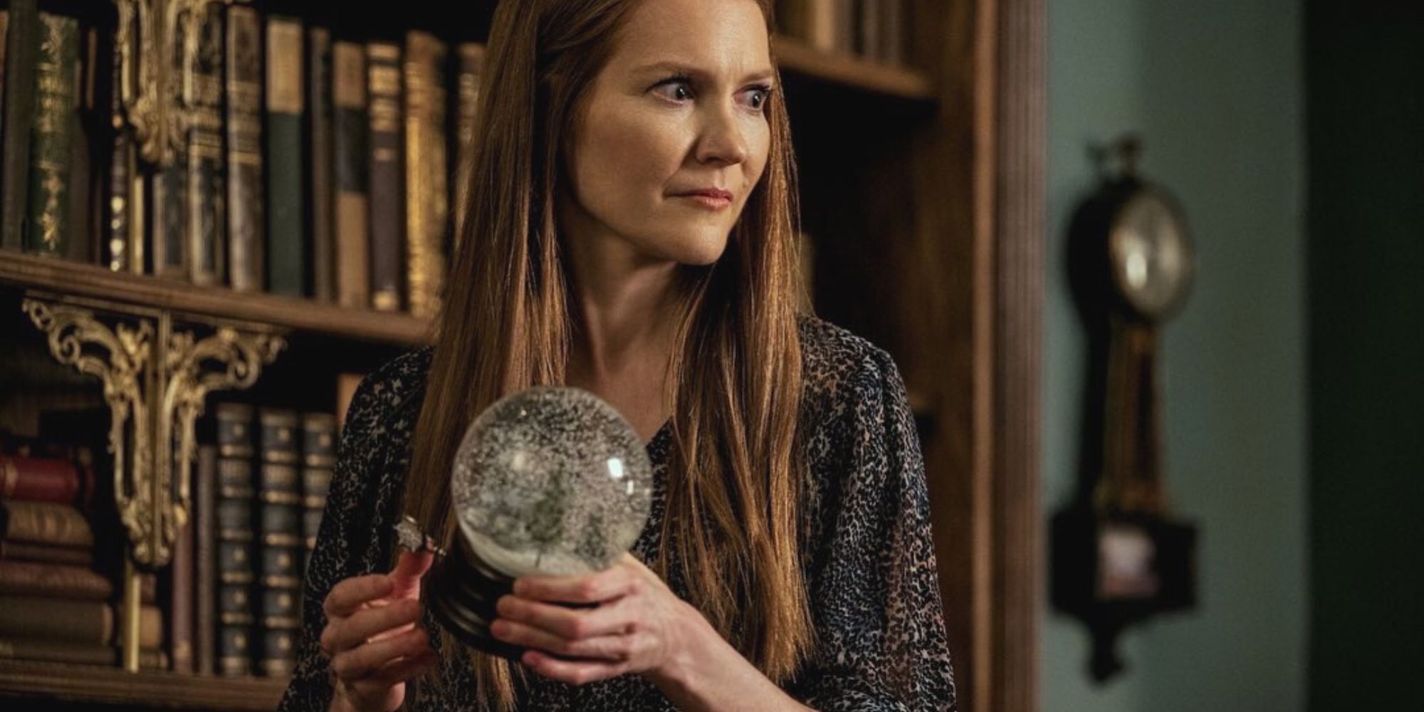 Nina With The Snow Globe Key In Netflix's Locke And Key