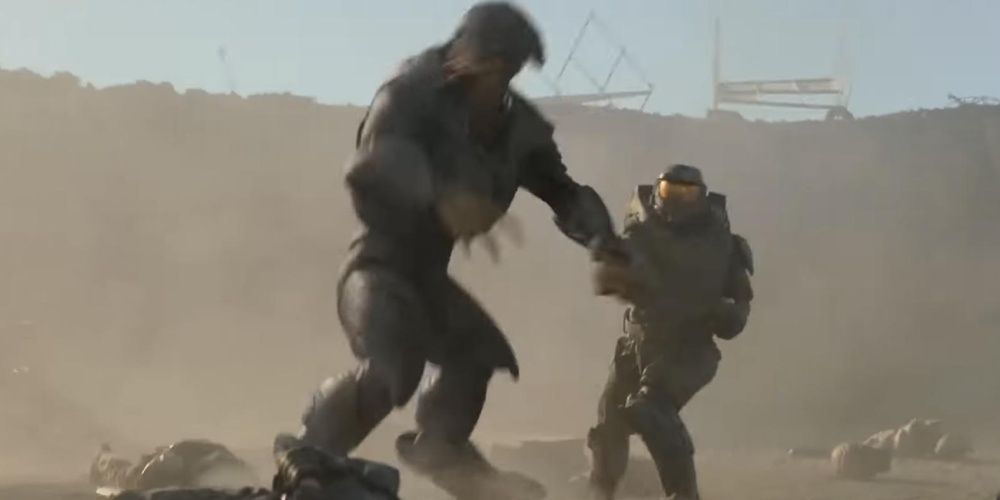 master chief fighting a covenant member with his fists