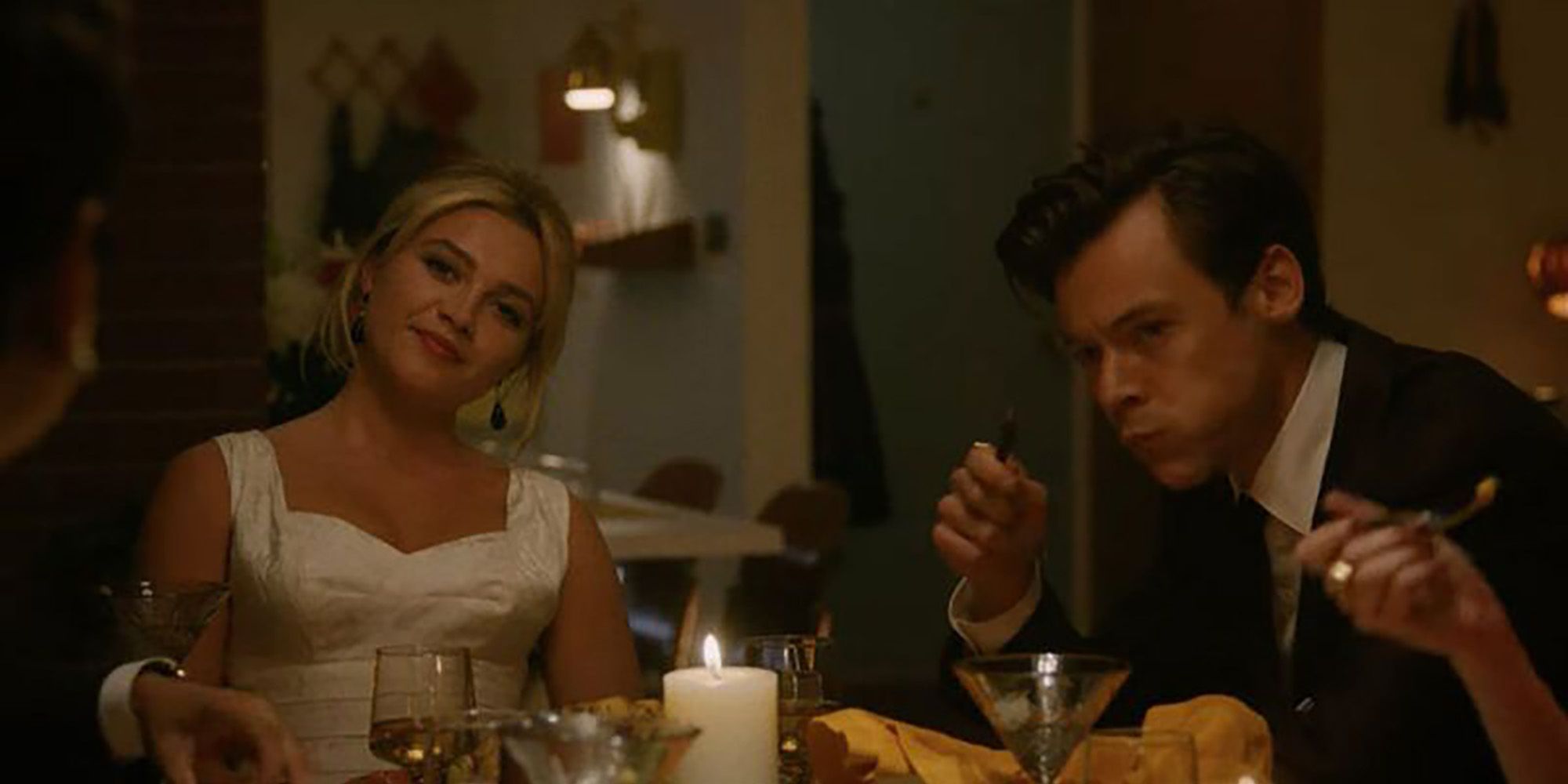 Florence Pugh & Harry Styles In Don't Worry Darling