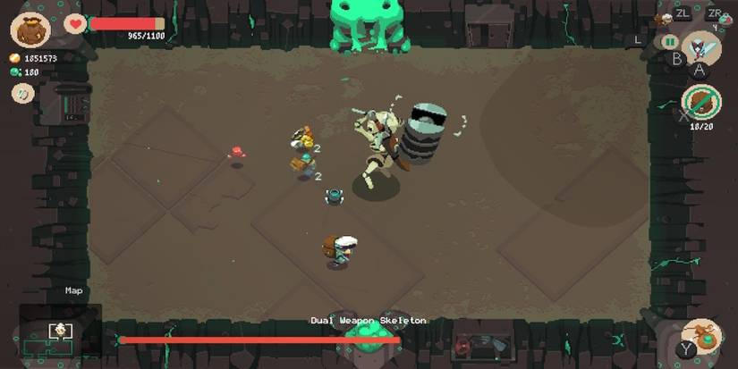 Fighting a boss in Moonlighter