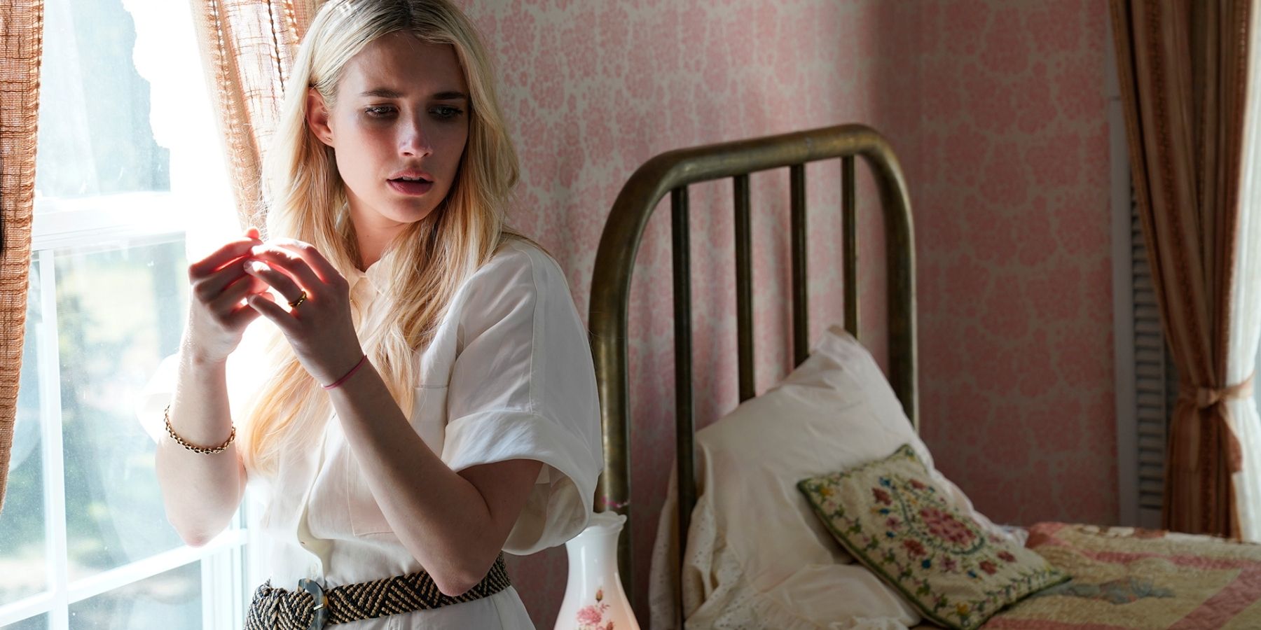 Emma Roberts in Abandoned
