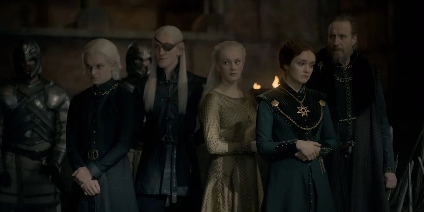 Aegon, Aemond, Helaena, Alicent and Otto from House of the Dragon.
