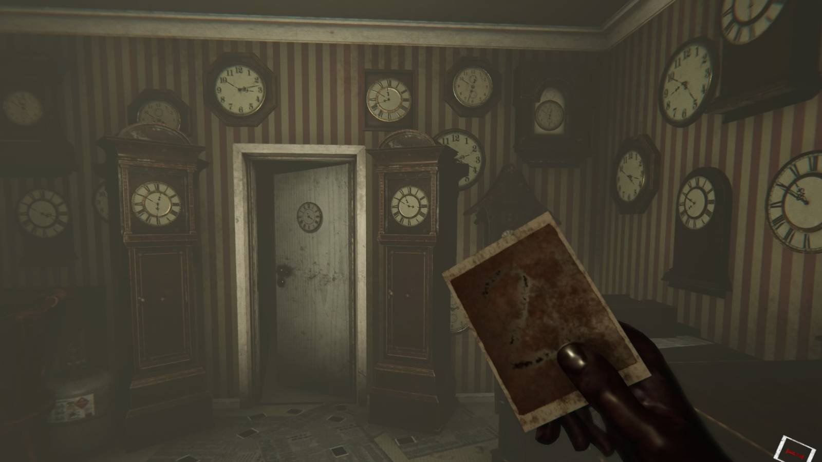 The clock room in MADiSON with protagonist Luca holding up a decayed polaroid.