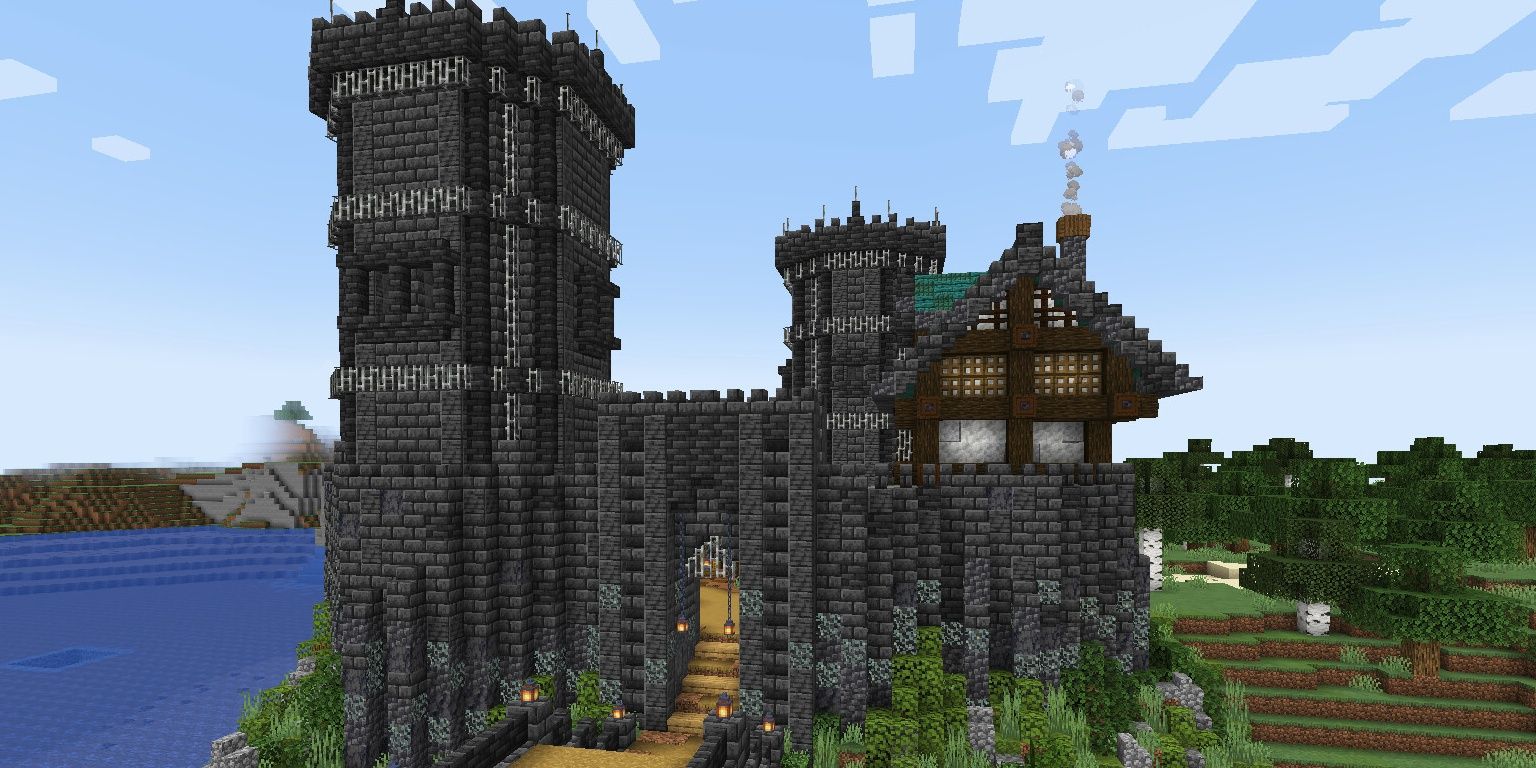 Castle made of deepslate in Minecraft