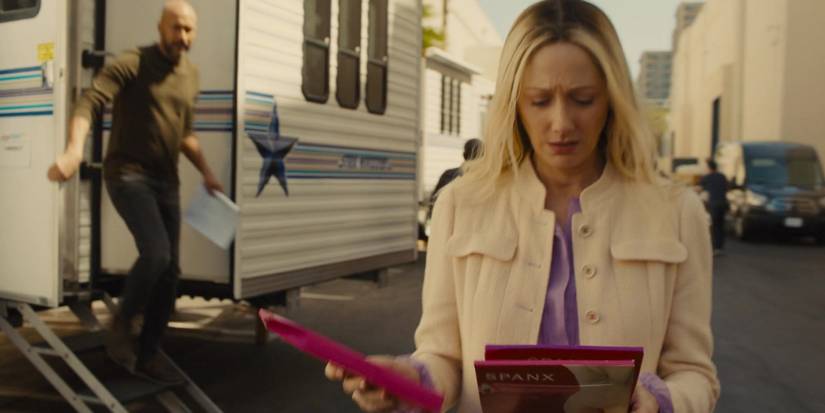 Reed (Keegan-Michael Key) and Bree (Judy Greer) on set of Reboot