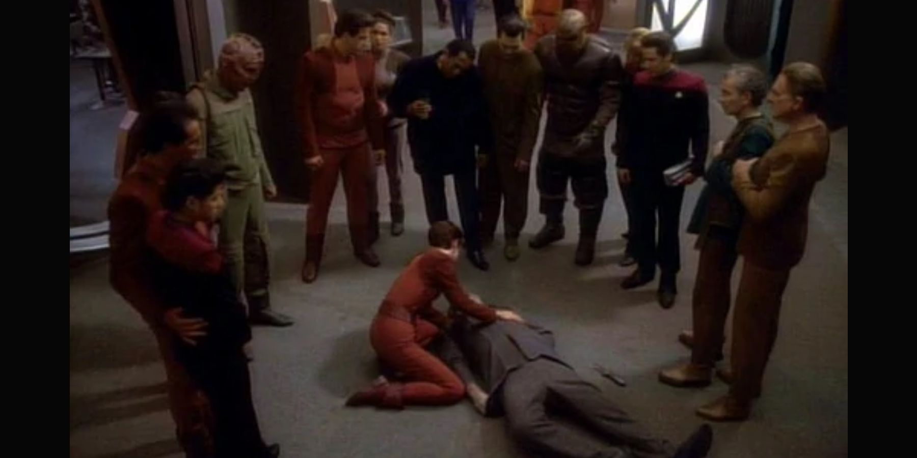 Star Trek: Darheel and kira stabbed