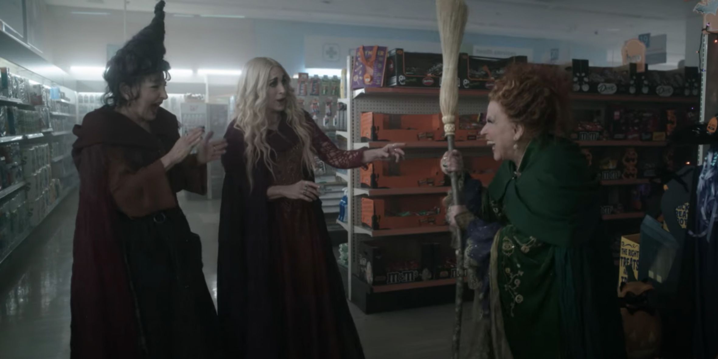 The Sanderson Sisters in the drug store in Hocus Pocus 2