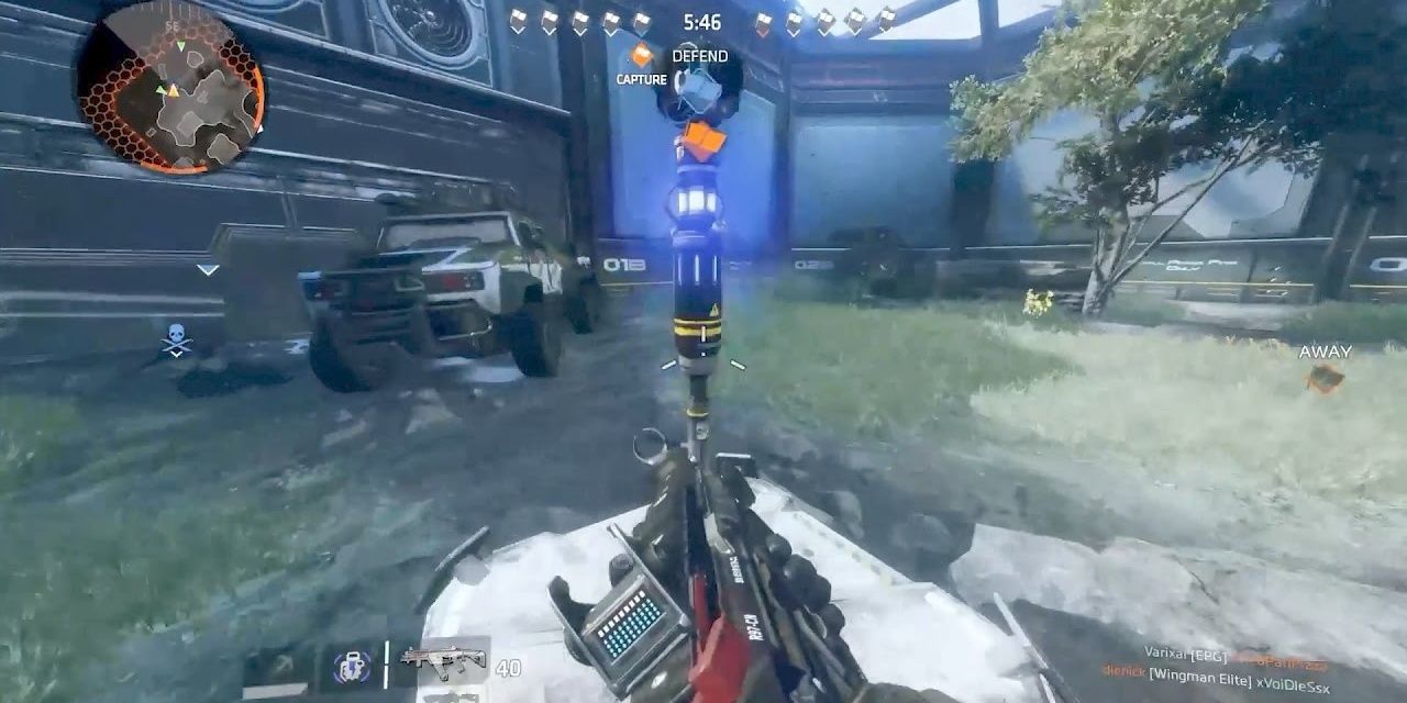 Player facing flag in Titanfall 2 capture the flag