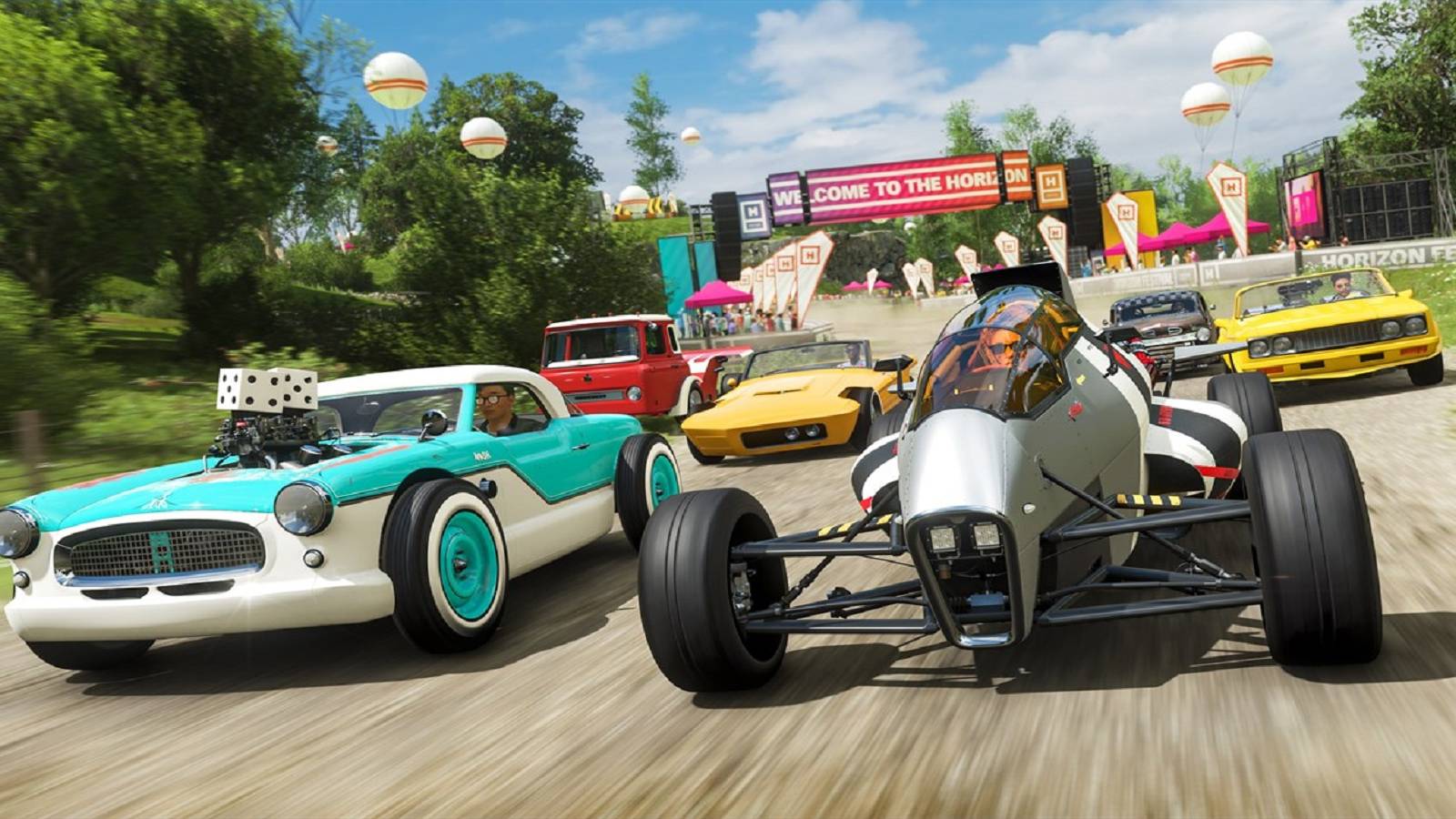 cars racing each other in forza horizon 4