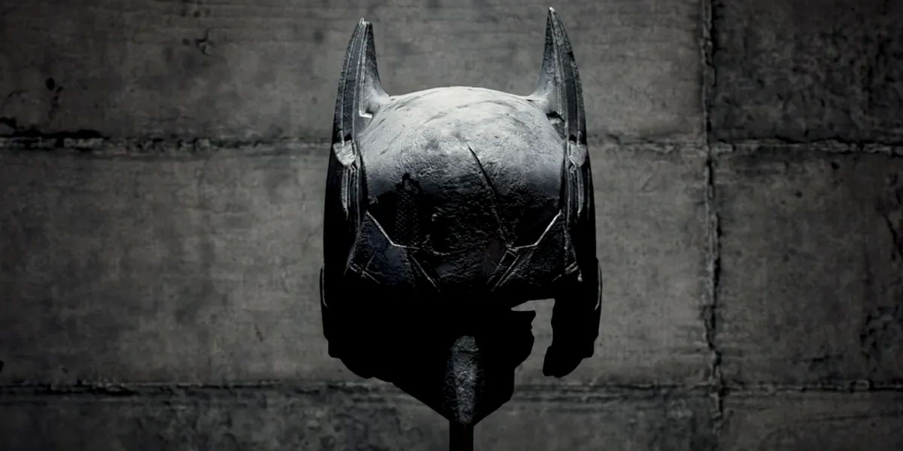 gotham knights trauma grief bat family growth development character story