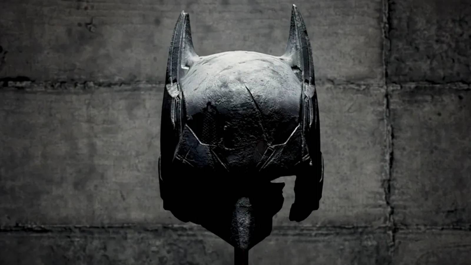 gotham knights trauma grief bat family growth development character story