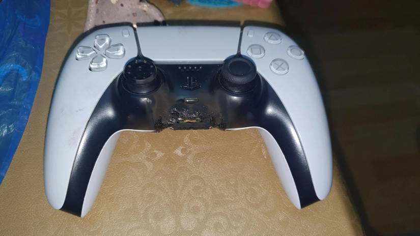 dualsense fire photo