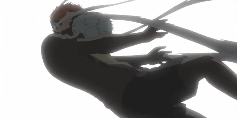 uzakichanwantstohangout-sidecharactergetsblastedinthefacewithasoccerball