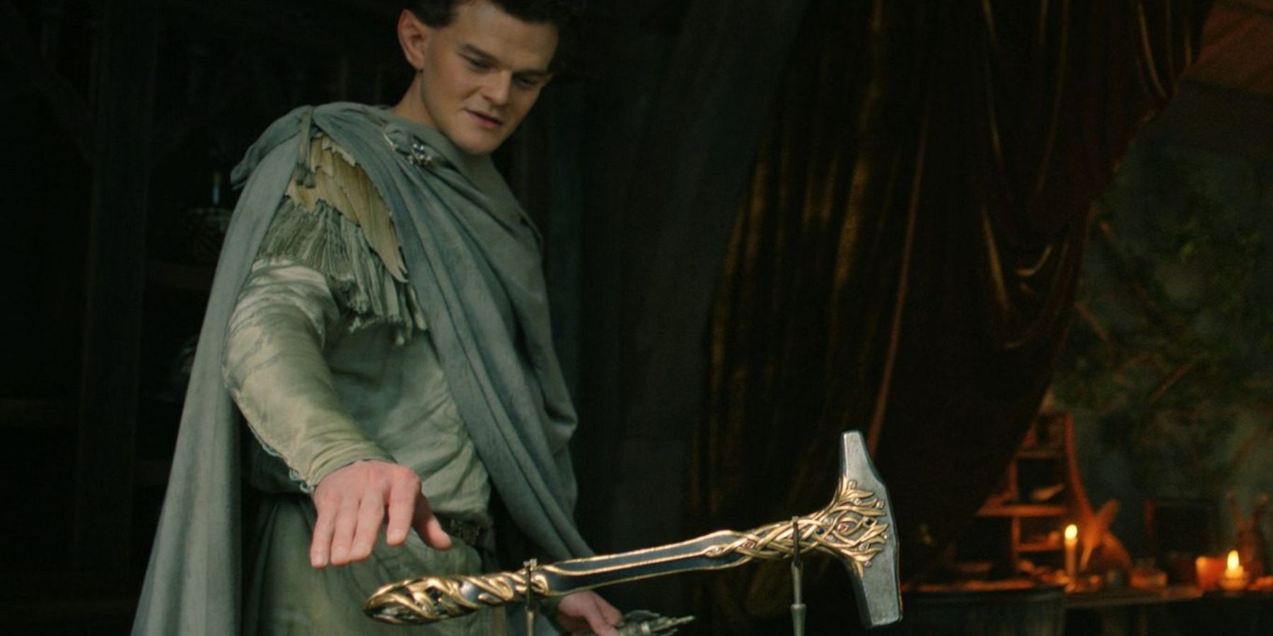 Elrond with Feanor's hammer