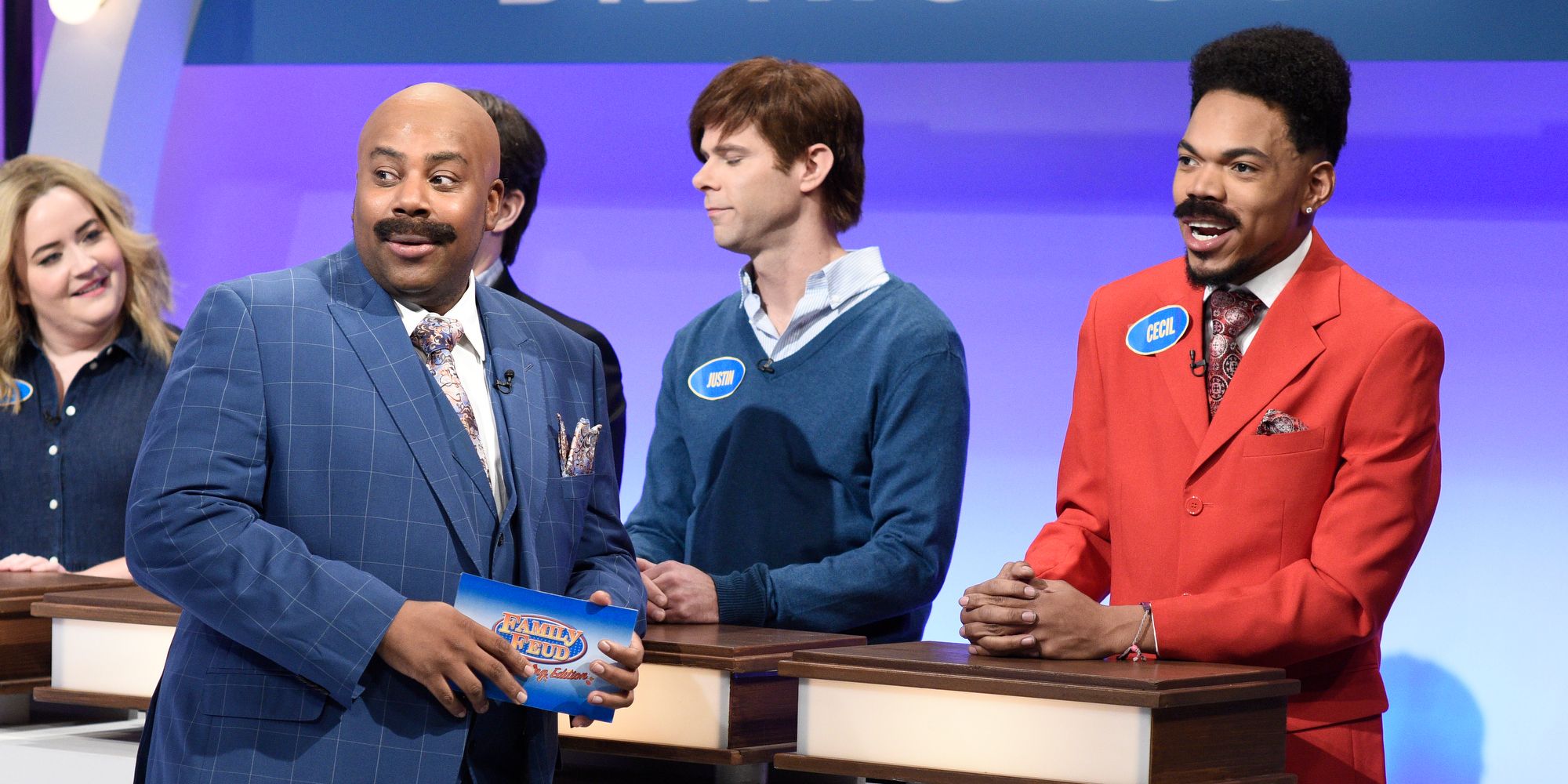 Kenan as Steve Harvey talking to Chance the Rapper as Cecil and his family, Aidy Bryant, Mikey Day, and Beck Bennett
