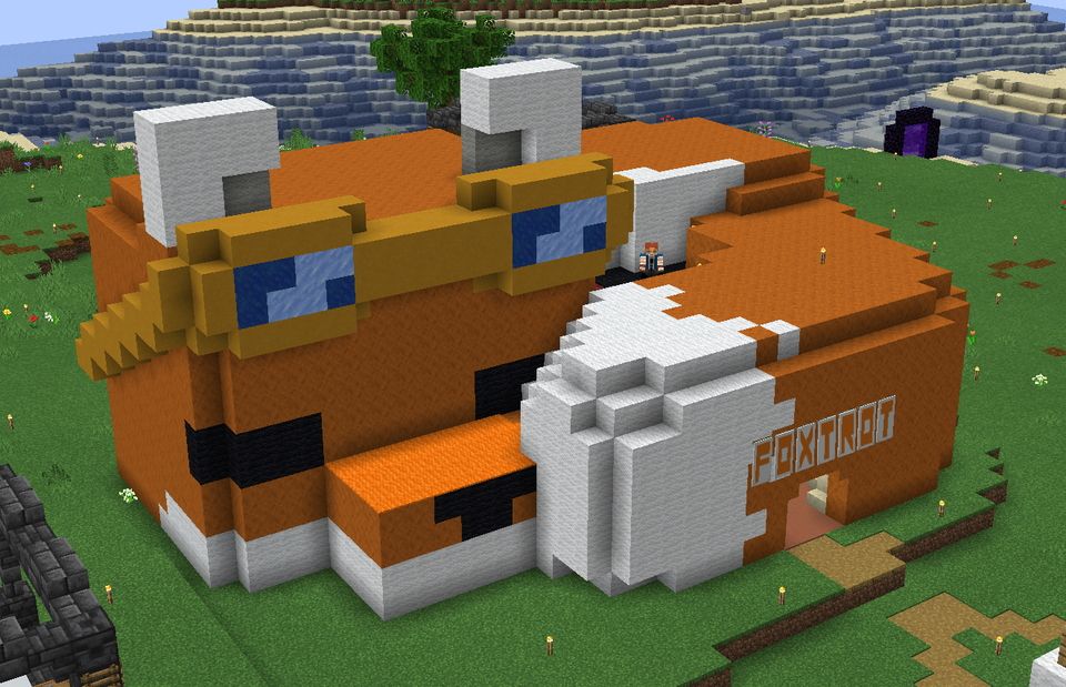 Foxtrot Fox statue in Minecraft
