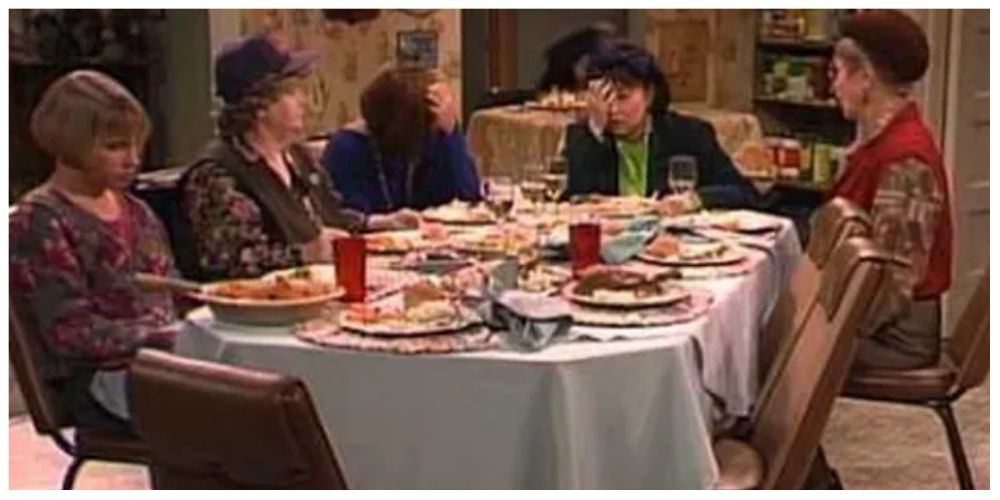 Roseanne Thanksgiving 1991 dinner table aunt Jackie becky 