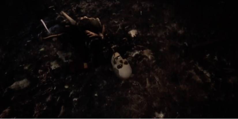 Player finds the skeleton of Seth outside the guard's house