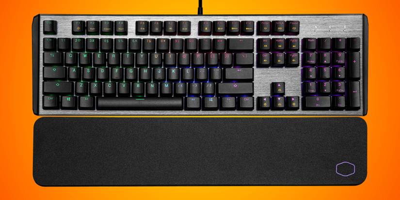 PC Gamers Will Want to Jump on This Cooler Master CK550 V2 Gaming Mechanical Keyboard Black Friday Deal ASAP Thumb