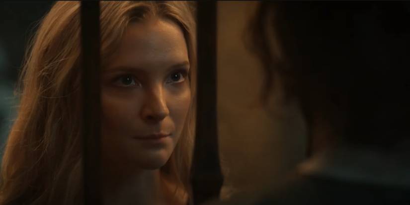 Galadriel and Halbrand (4)