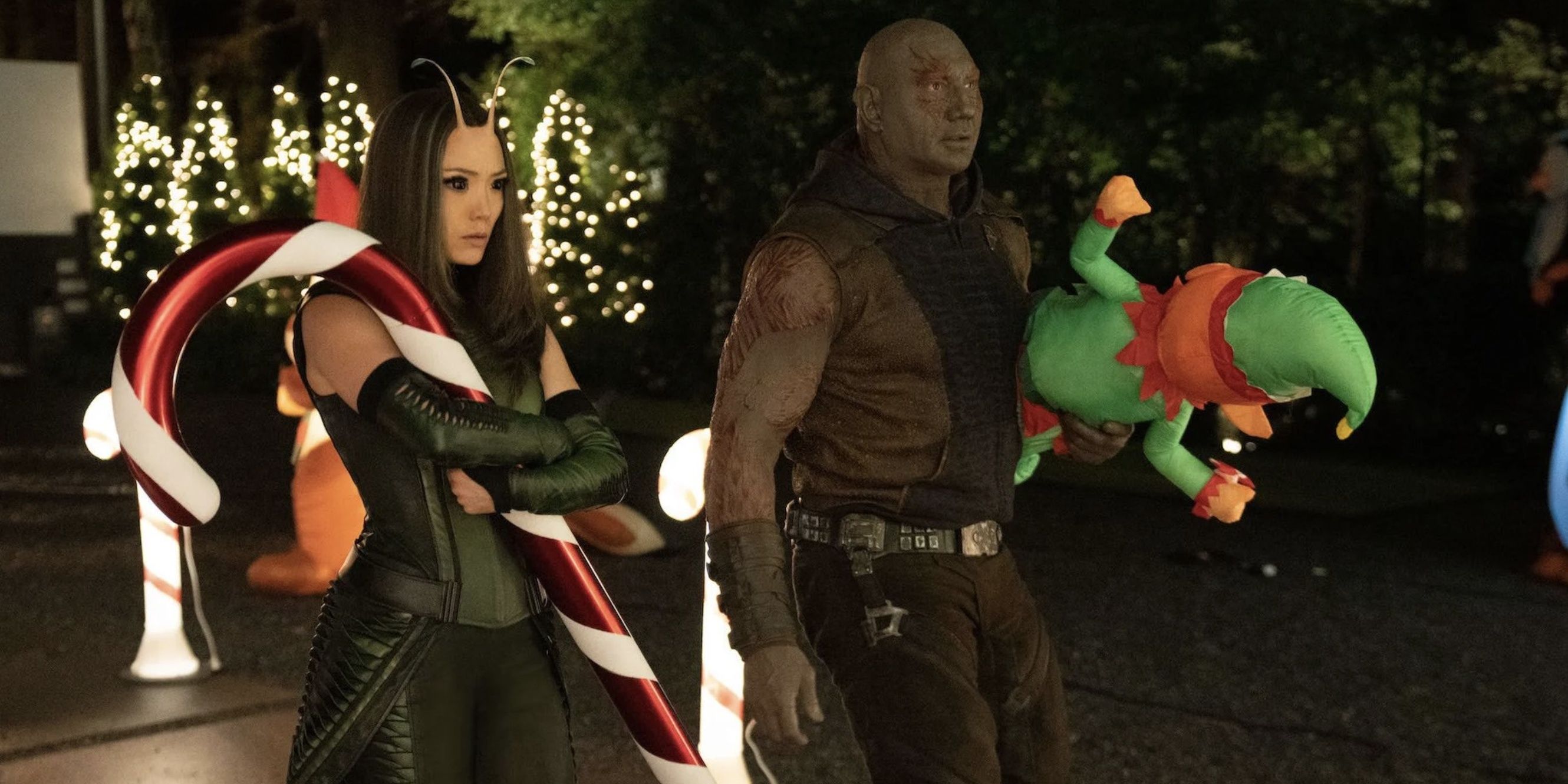 gotg holiday special mantis and drax decorations Cropped