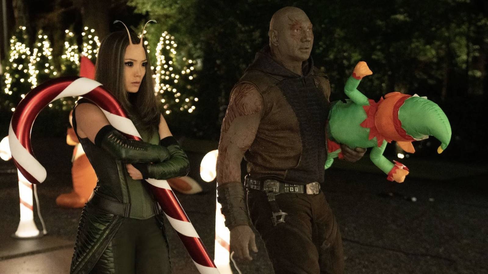 gotg holiday special mantis and drax decorations Cropped