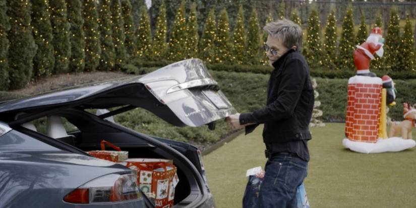 Kevin Bacon closing the trunk of his car in Guardians of the Galaxy Holiday Special