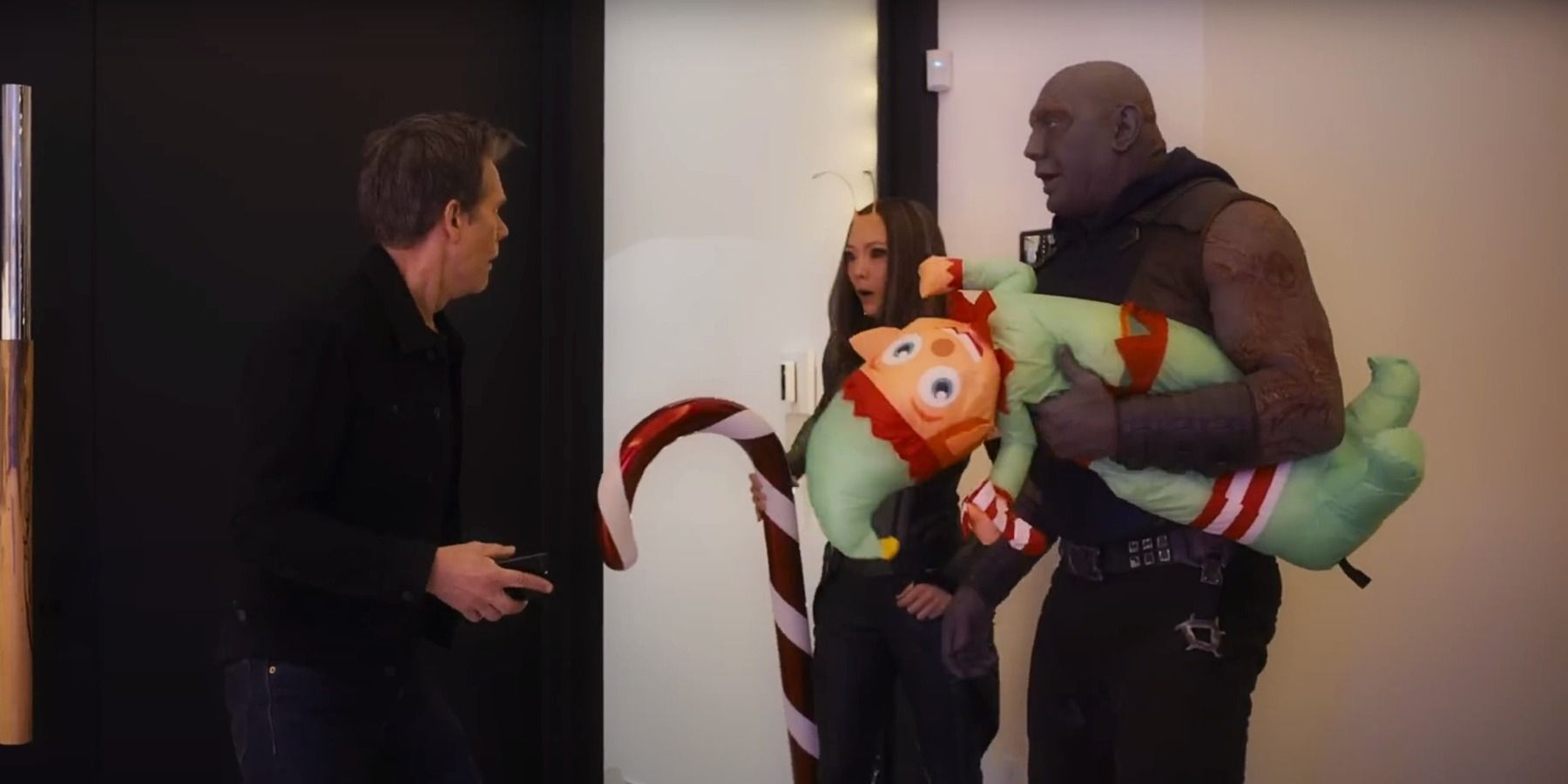 Mantis and Drax at Kevin Bacon's house in Guardians of the Galaxy Holiday Special