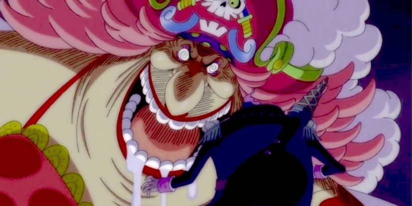 Former Yonko Big Mom And A Soldier 