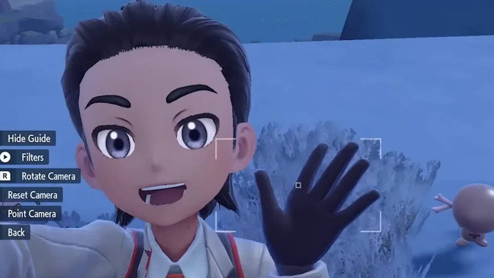 pokemon-scarlet-violet-coin-pokemon-selfie