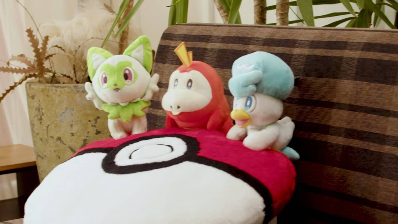 pokemon-scarlet-violet-ichiban-kuji-decor-prizes