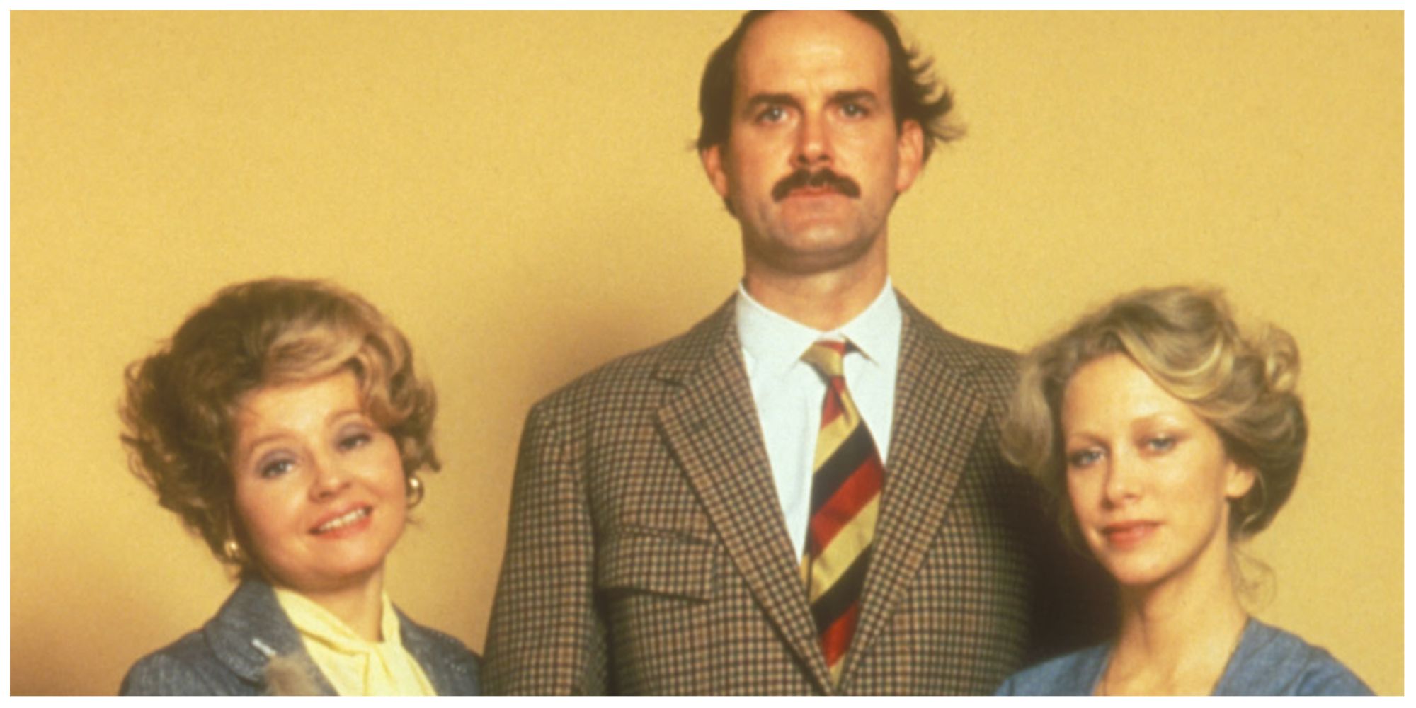8 Fawlty Towers-1