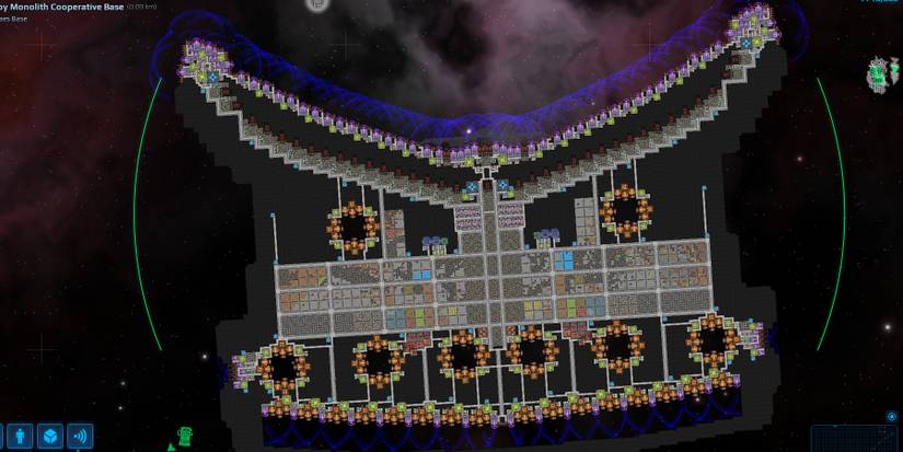 An enormous symmetrical Cosmoteer ship with a unique design