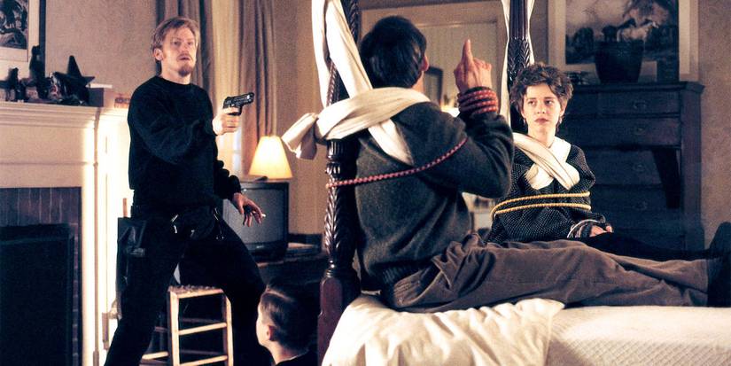 best-christmas-movies-for-adults-the-ref