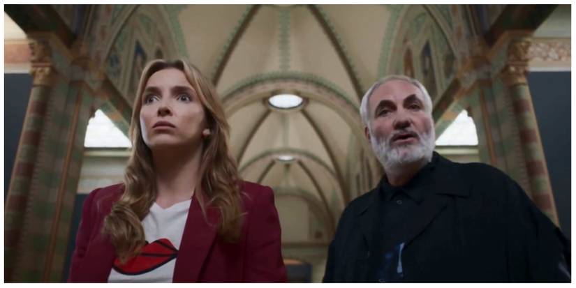 Villanelle and Konstantin at an art gallery, with Villanelle looking less than impressed at the artwork.