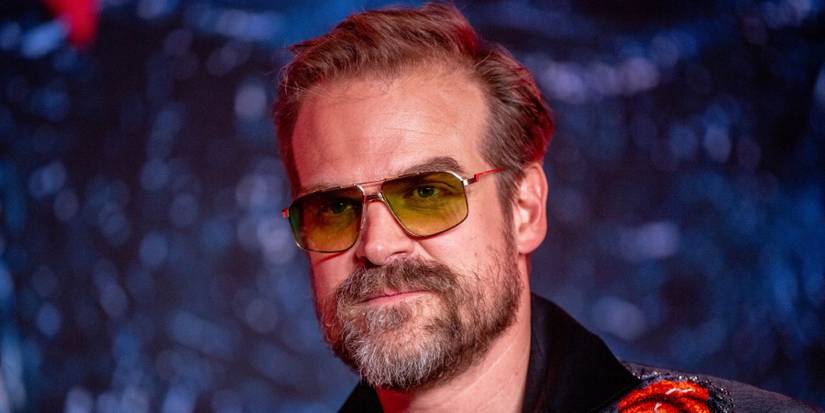 Stranger things star David Harbour sunglasses