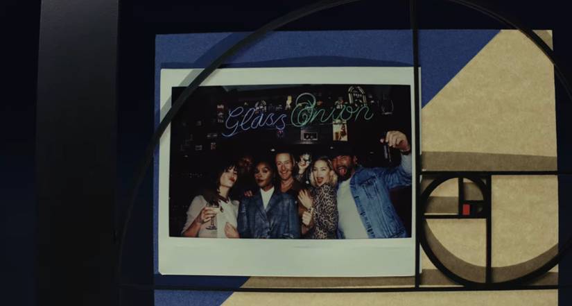 Glass Onion bar photo in Glass Onion: A Knives Out Mystery