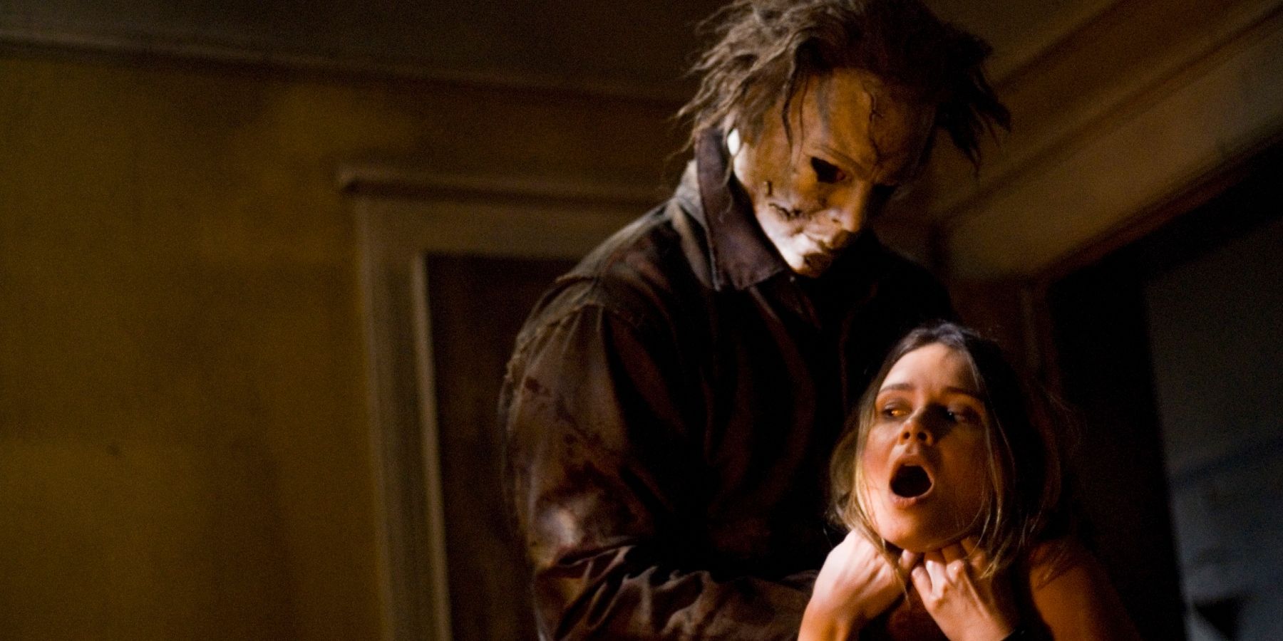 Michael Myers with a woman in Rob Zombie's Halloween