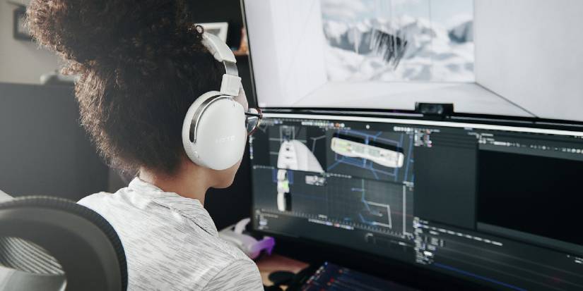 HYTE Eclipse HG10 Headset User Experience