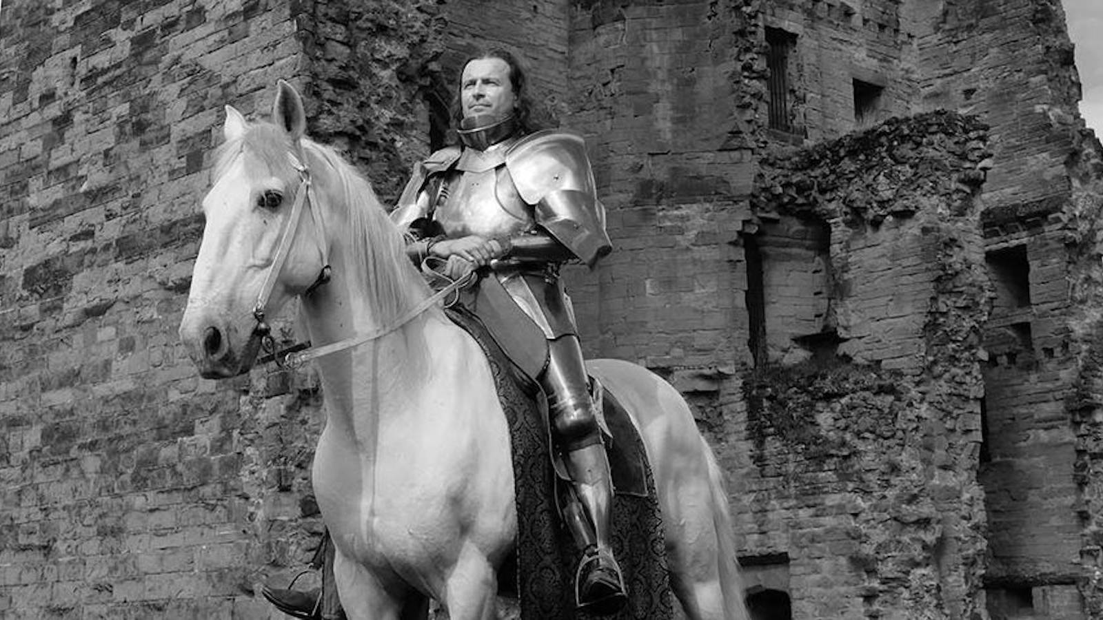 kingsley-rebellion-mounted